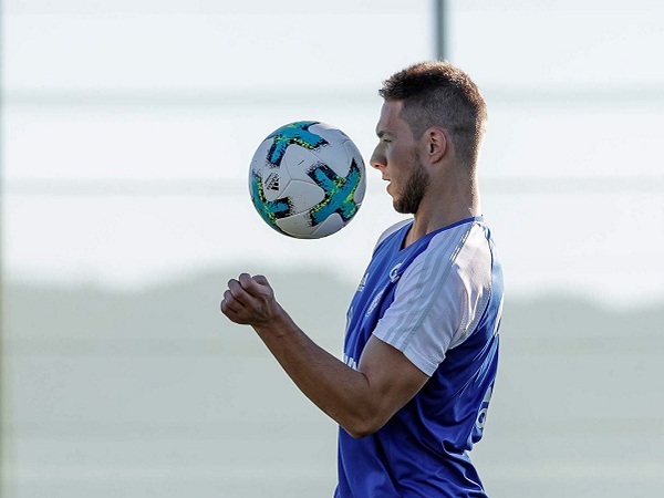 بياتزا بتدريب شالكه - Pjaca in Shalke 04 training