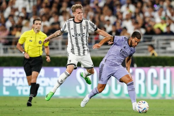 روفيلا ضد هازارد في مباراة يوفنتوس و ريال مدريد - Rovella Vs Hazard during Juventus Real Madrid match