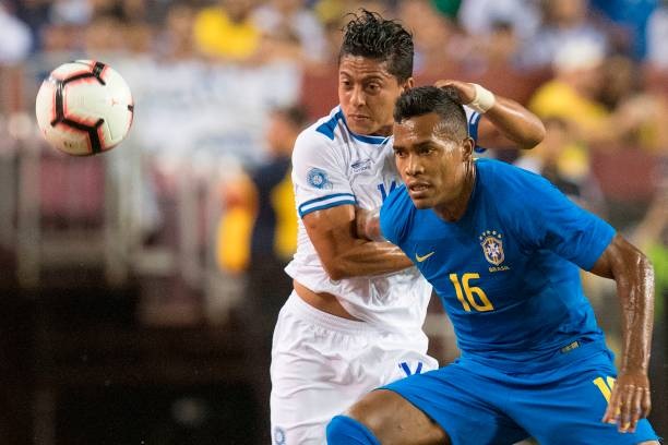 اليكس ساندرو بلقاء البرازيل السلفادور - Alex Sandro with Brazil